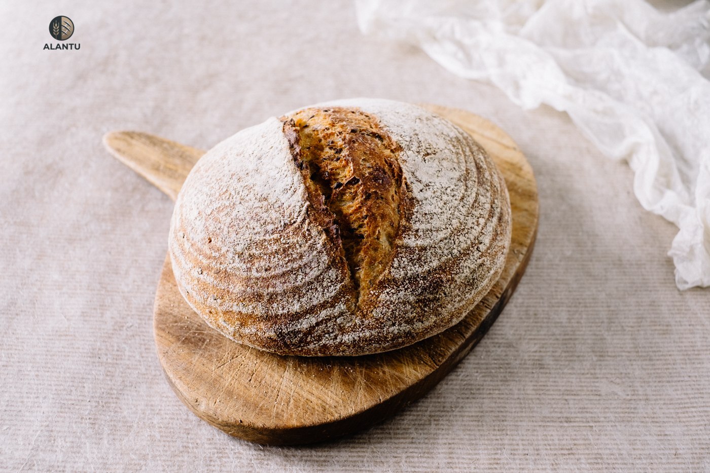 alantu spelt toasted linseed bread whole loaf.jpg
